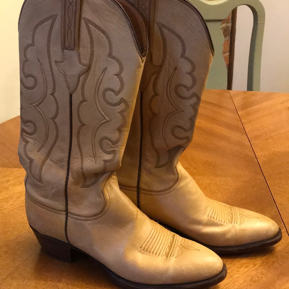 Lucchese cowboy boots